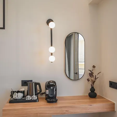 Apart Otel Palm Tree Suites, By Zantewize