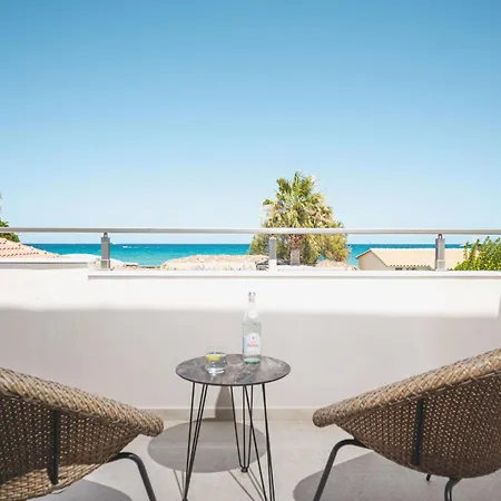 Ξενοδοχείο με διαμερίσματα Palm Tree Suites, By Zantewize
