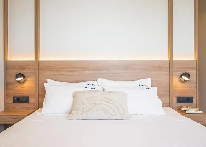 Palm Tree Suites, By Zantewize Hotel apartamentowy