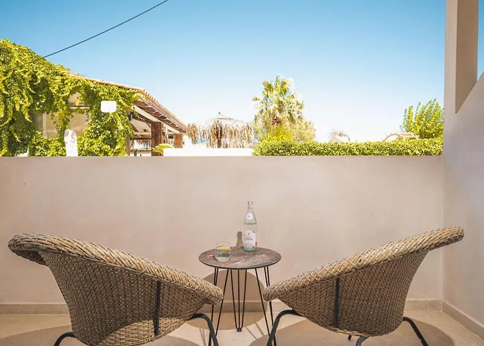 Hotel apartamentowy Palm Tree Suites, By Zantewize