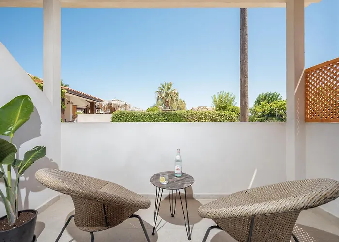 Lägenhetshotell Palm Tree Suites, By Zantewize 4*