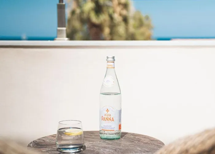 Palm Tree Suites, By Zantewize 4*