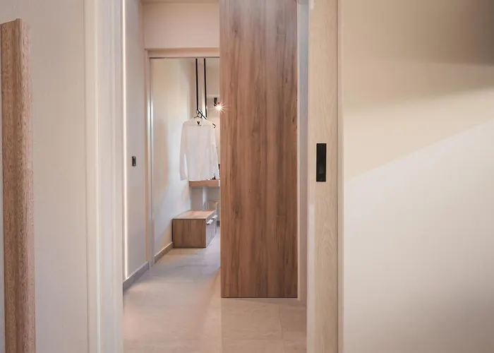 Palm Tree Suites, By Zantewize 4*