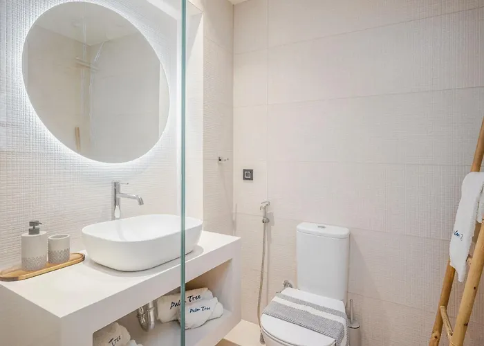 Palm Tree Suites, By Zantewize Lägenhetshotell